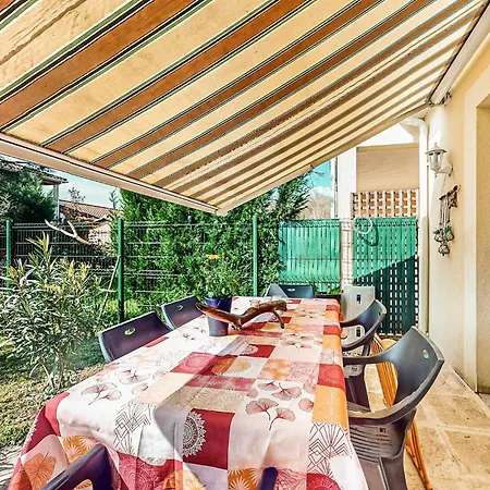 1 Bedroom Amazing In *